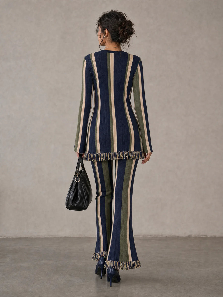 GUASILA - Set due pezzi in maglia blu a righe verticali e bordi sfrangiati
