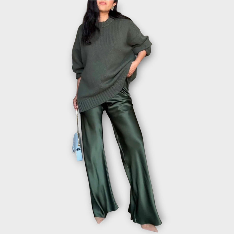 SOFIA - Set in maglia satinata marrone o verde dal taglio relaxed