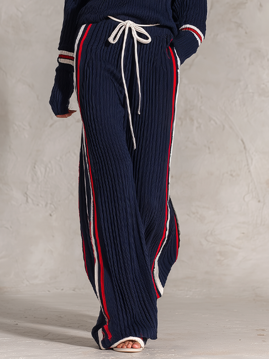 SUMMONTE - Set due pezzi in maglia blu a coste con righe varsity