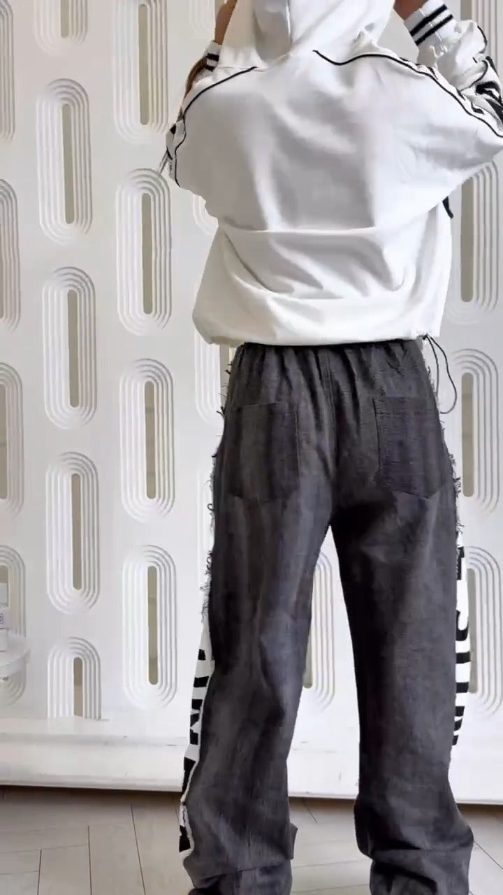 SOVRAMONTE - Set due pezzi urban con tasche cargo e scritte grintose 🔥