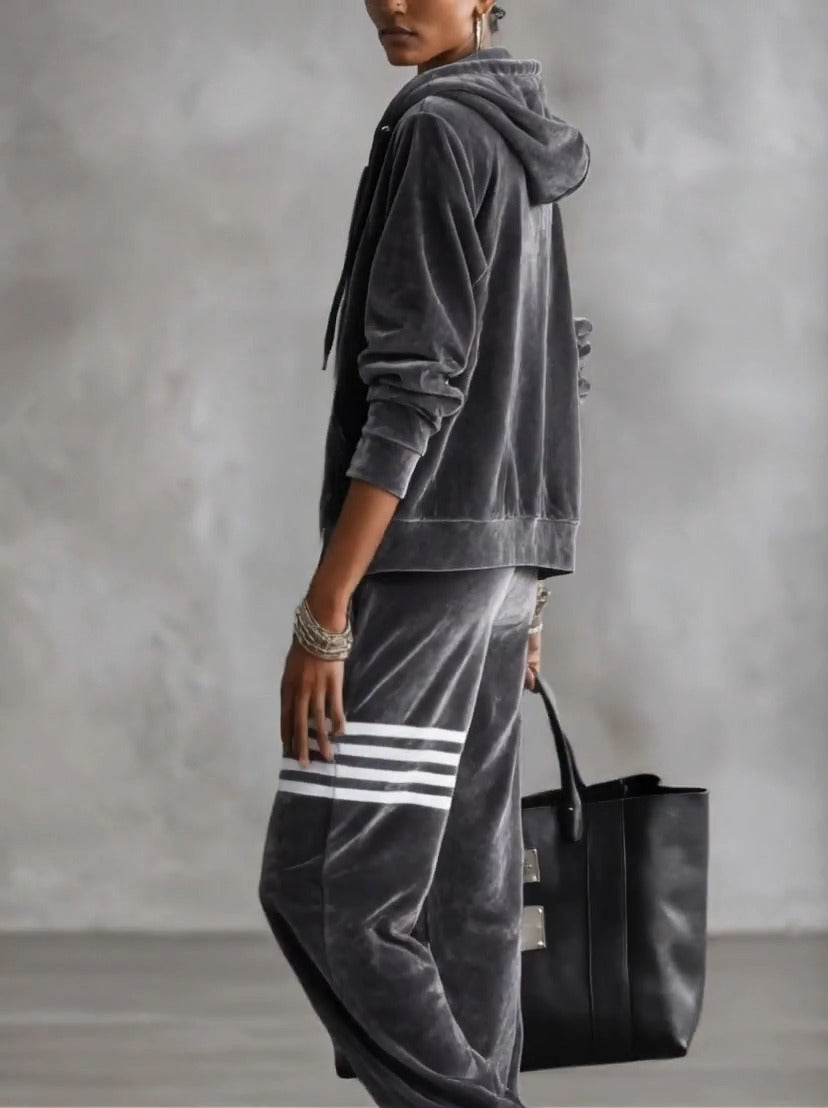 OVARO - Set due pezzi grigio in velluto con felpa e pantaloni a righe