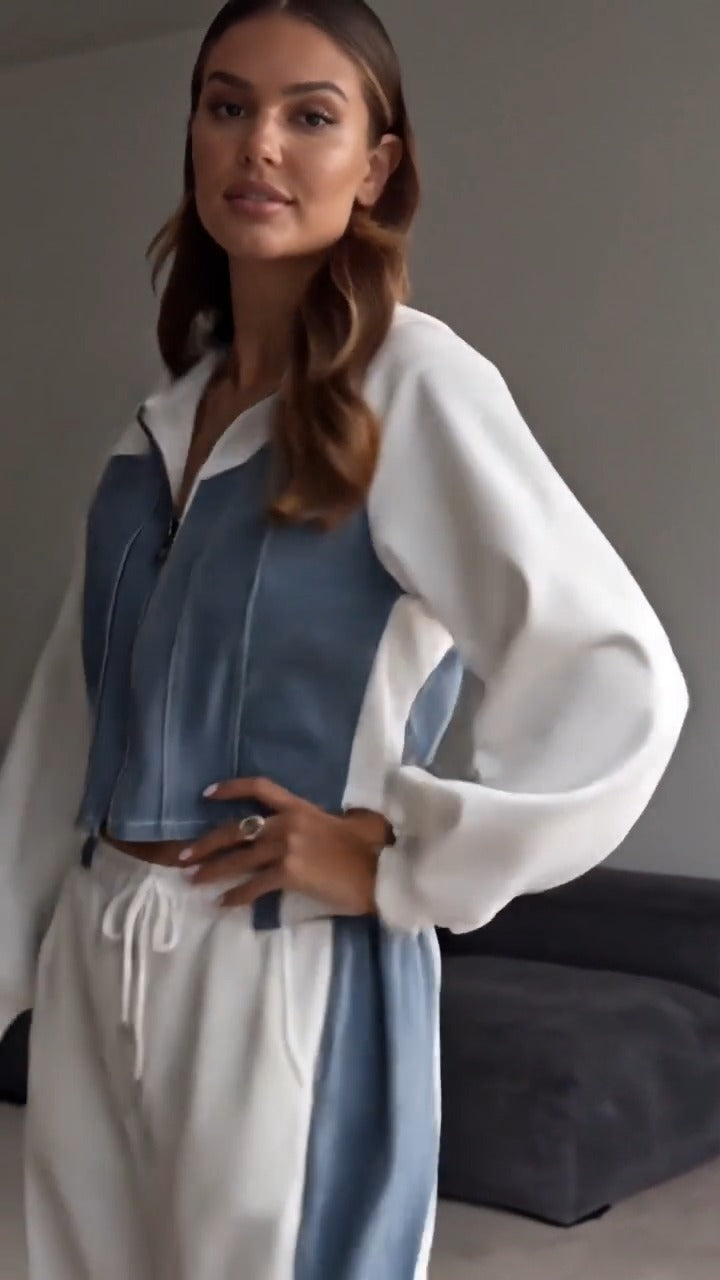 CÉZANNE - Set due pezzi in denim patchwork bianco e rosa con cappuccio