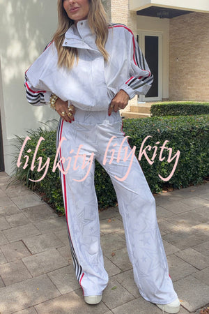 FLAVIA - Giacca sportiva a righe colorblock con stelle e zip collo alto