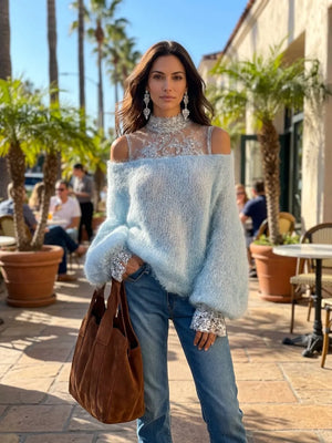 GROSOTTO - Maglia blu in mohair soffice con pizzo off-shoulder