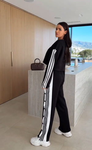 MONCALIERI - Pantaloni sportivi dritti in set relax, bianco o nero