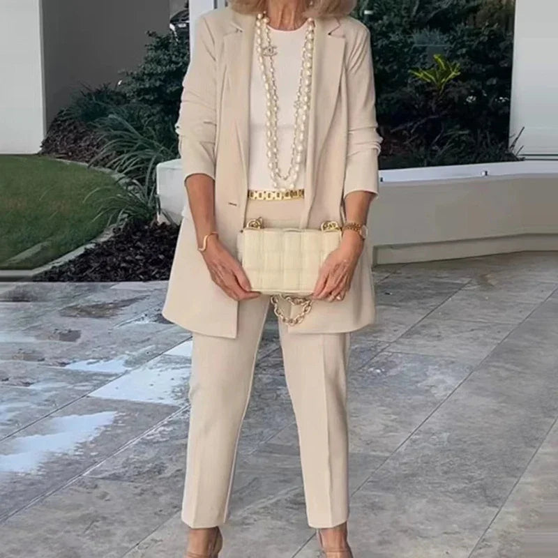 MATILDE - Completo sartoriale beige, nero o blu