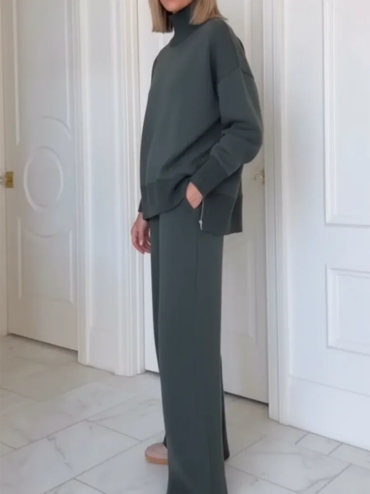 MARTINA - Coordinato due pezzi collo alto zip e pantaloni dritti