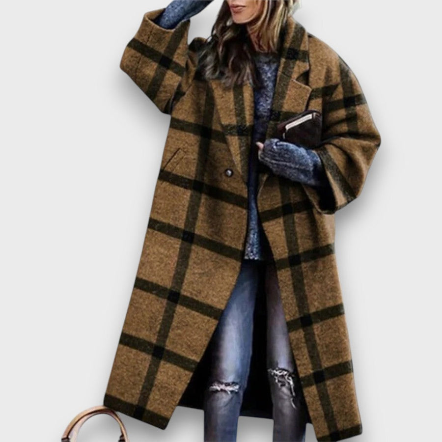 CREMOLINO - Cappotto oversize lungo dal carattere moderno