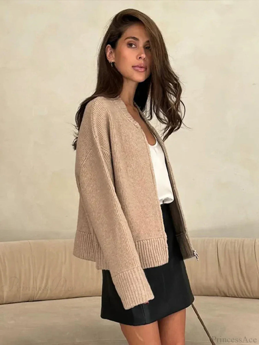 COLLIANO - Cardigan in maglia con zip e vestibilità morbida